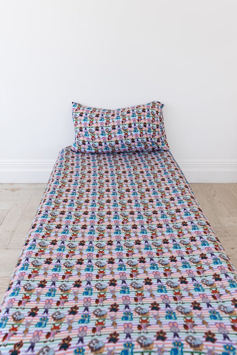 Zoo Twin Sheet + Pillowcase - scoots