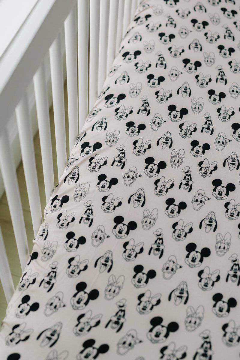 Mouse Mates Crib Sheet - scoots
